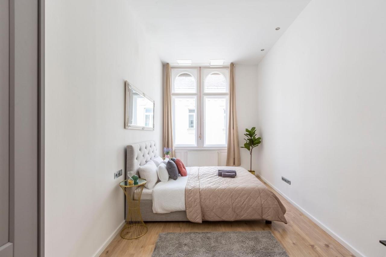 Exclusive Central Apartment Next To The Fashion Street Budapeste Exterior foto
